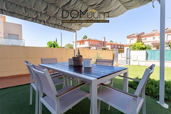Casa en venta en Vilafortuny Cap de Sant Pere, Els Ametllers de 4 habitaciones