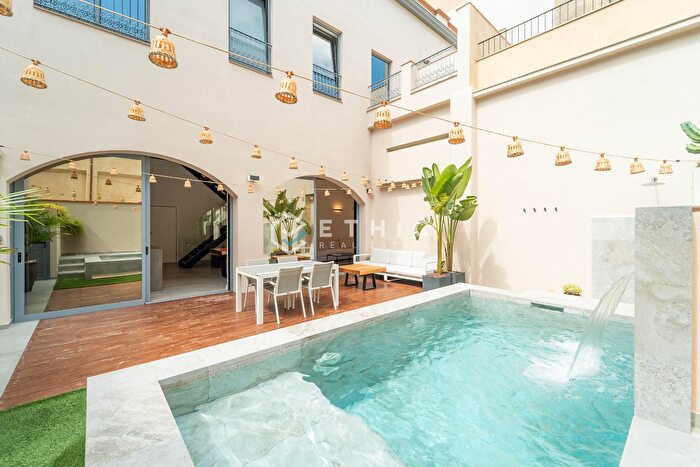 Casas en venta y pisos alquiler - 1