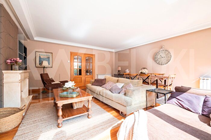 Casas en venta y pisos alquiler - 2