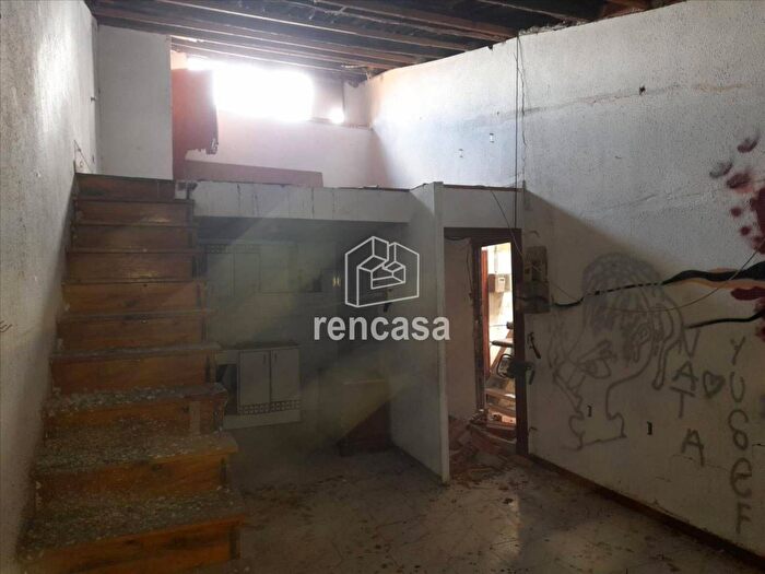 Casas en venta y pisos alquiler - 2