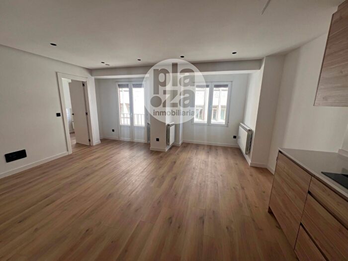 Piso en alquiler en Zona Sur Barrio Cortes, El Carmen Barrio Gimeno de 2 habitaciones