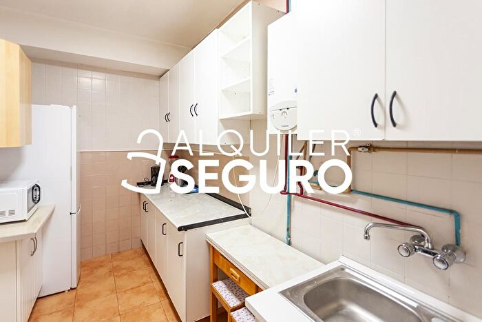Casas en venta y pisos alquiler - 2