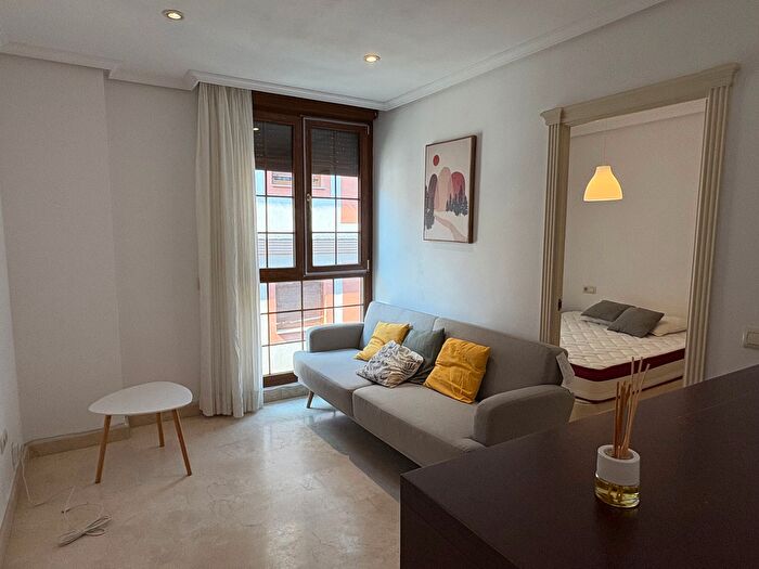 Piso en venta en Tetuán, Valdeacederas de 1 habitacion