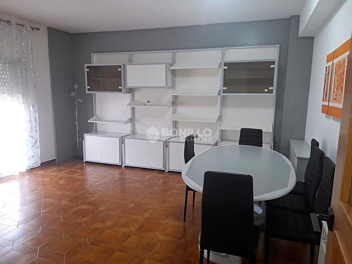 Piso en alquiler en Utrillas, Teruel de 4 habitaciones