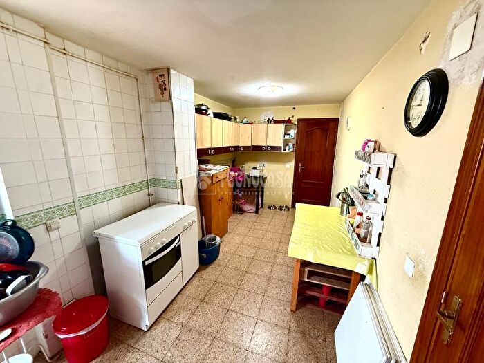 Casas en venta y pisos alquiler - 2