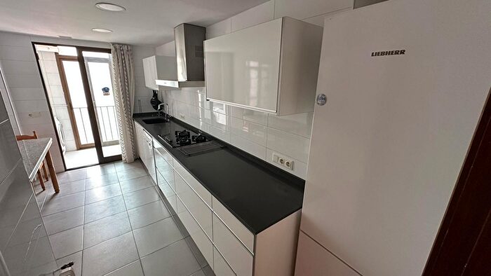 Casas en venta y pisos alquiler - 2