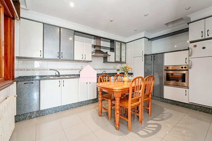 Casas en venta y pisos alquiler - 2