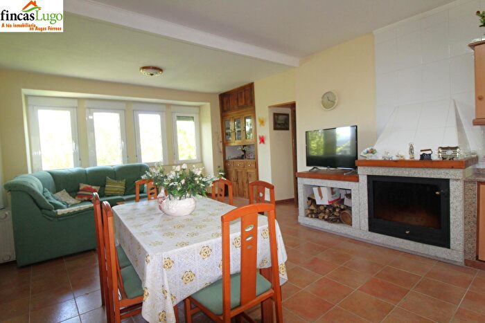Casas en venta y pisos alquiler - 3