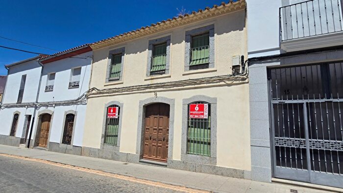Casa en venta en Pozoblanco, Córdoba de 4 habitaciones