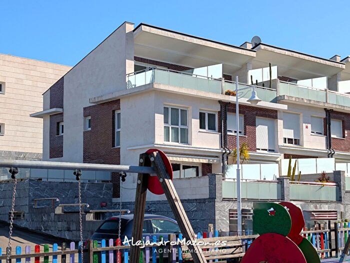 Casas en venta y pisos alquiler - 1