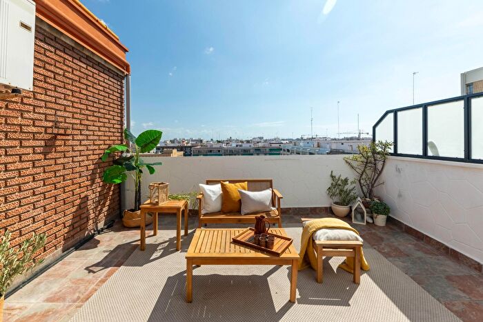 Casas en venta y pisos alquiler - 1
