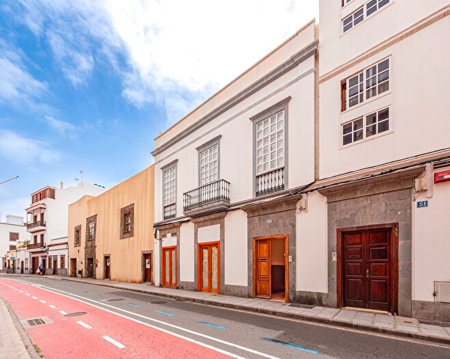 Casas en venta y pisos alquiler - 1