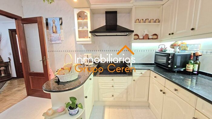 Casas en venta y pisos alquiler - 3