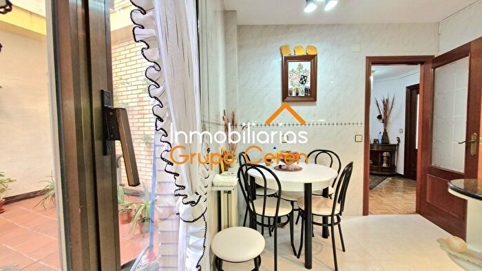 Casas en venta y pisos alquiler - 2