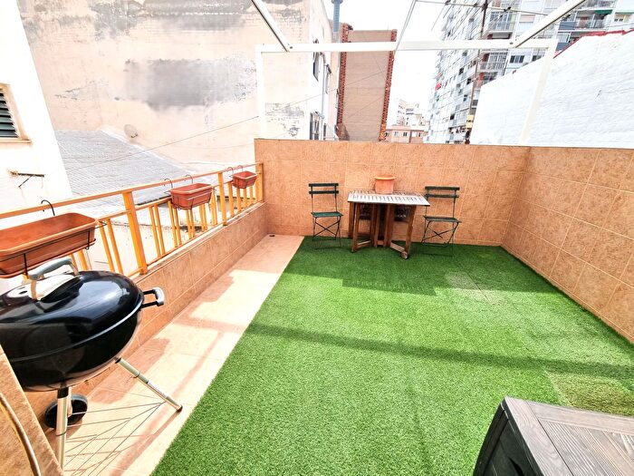 Casas en venta y pisos alquiler - 3