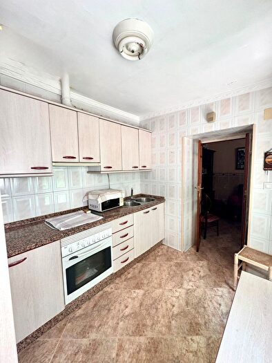 Casas en venta y pisos alquiler - 2