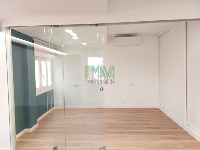 Casas en venta y pisos alquiler - 3