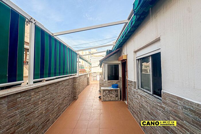 Casas en venta y pisos alquiler - 3