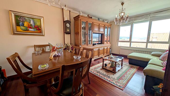 Casas en venta y pisos alquiler - 1