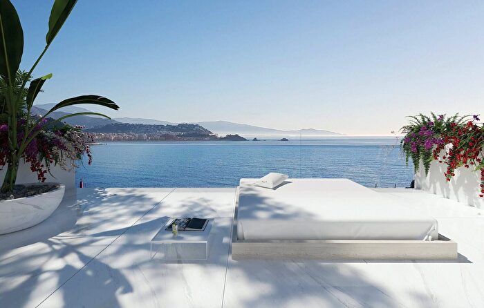 Piso en venta en La Herradura, Punta La Mona de 3 habitaciones