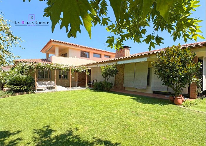Casa en venta en Riells, LEscala de 5 habitaciones
