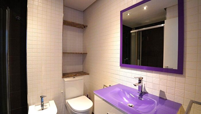 Casas en venta y pisos alquiler - 2