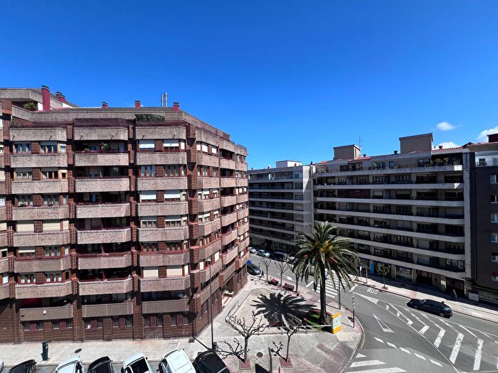 Piso en venta en Centro, Avilés de 4 habitaciones