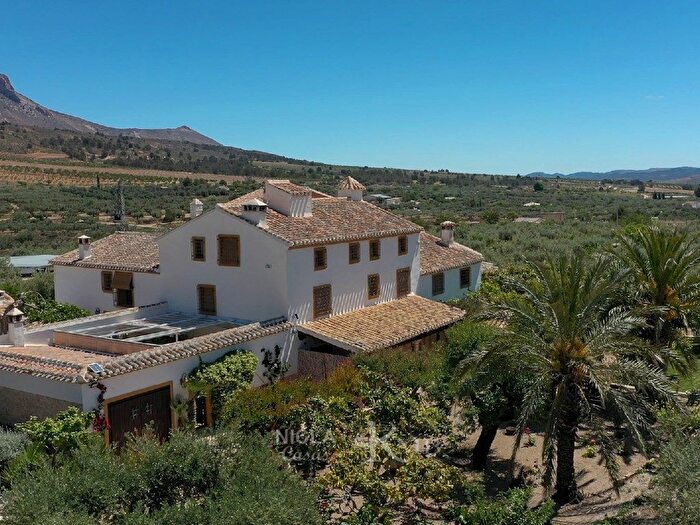Casa en venta en Vélezblanco, Almería de 13 habitaciones