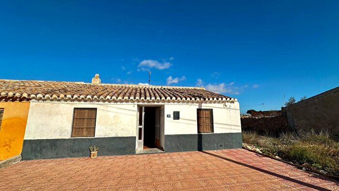 Casa en venta en Las Cánovas Cuevas de Reyllo, Fuente Álamo de Murcia de 3 habitaciones