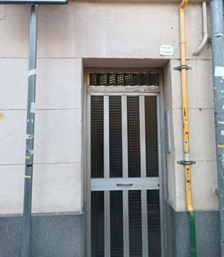 Piso en venta en Horta Guinardó, El Carmel de 2 habitaciones