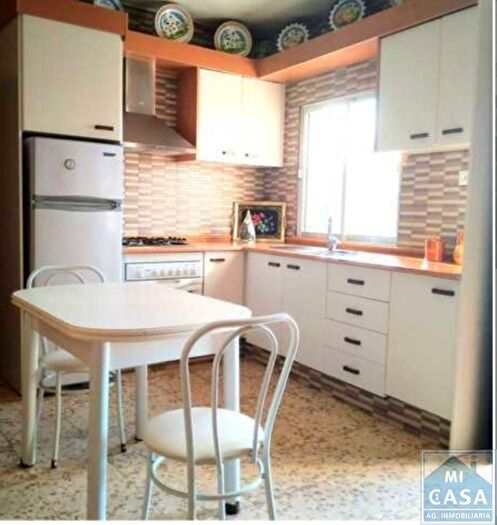 Casas en venta y pisos alquiler - 1