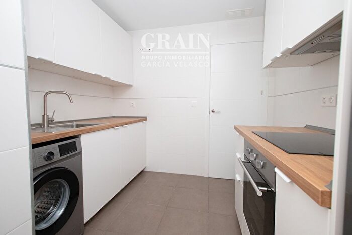 Casas en venta y pisos alquiler - 2