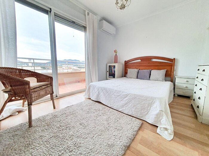 Casa en venta en Hondón de los Frailes, Alicante de 4 habitaciones