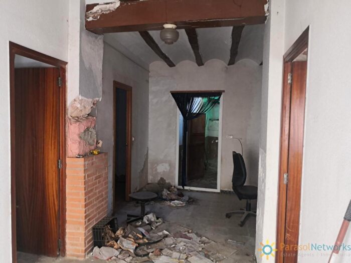 Casas en venta y pisos alquiler - 2