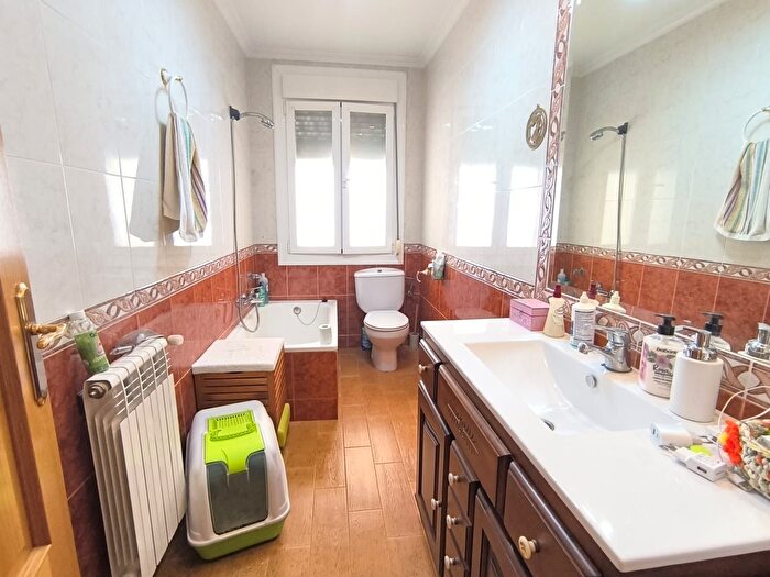 Casas en venta y pisos alquiler - 2
