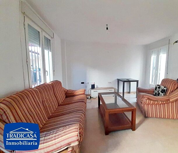 Casa en alquiler en NorteSierra, Santa Rosa Valdeolleros de 4 habitaciones