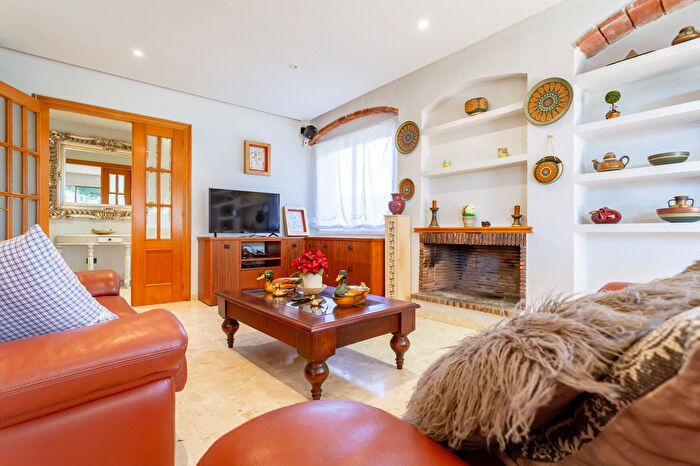 Casas en venta y pisos alquiler - 2
