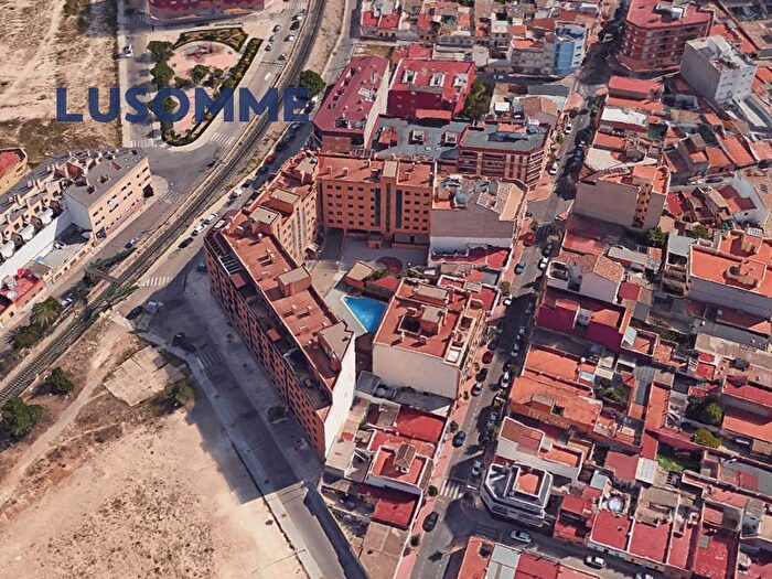Piso en venta en Picassent, Valencia de 3 habitaciones
