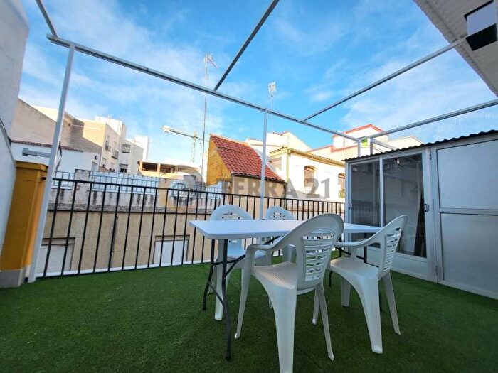 Casas en venta y pisos alquiler - 2