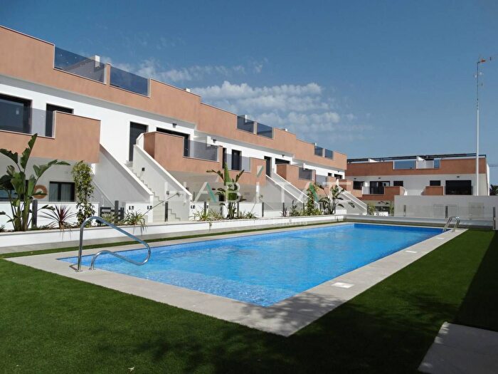 Piso en venta en Pilar de la Horadada ciudad, Pilar de la Horadada de 2 habitaciones