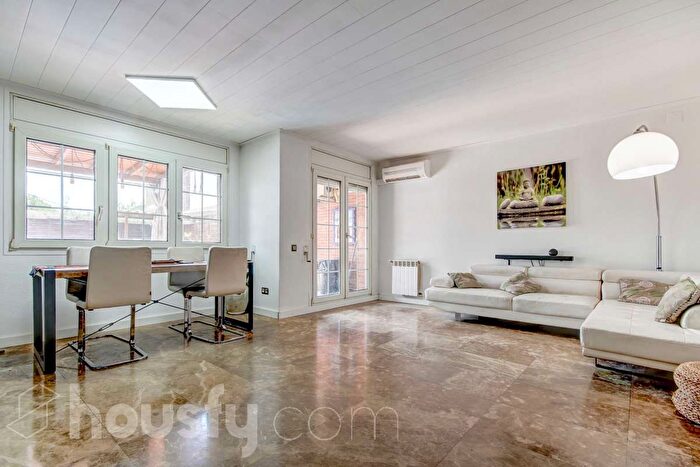 Casa en venta en Palausolità i Plegamans, Barcelona de 4 habitaciones