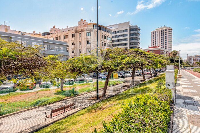 Piso en venta en Centro, Ciudad Jardín de 4 habitaciones