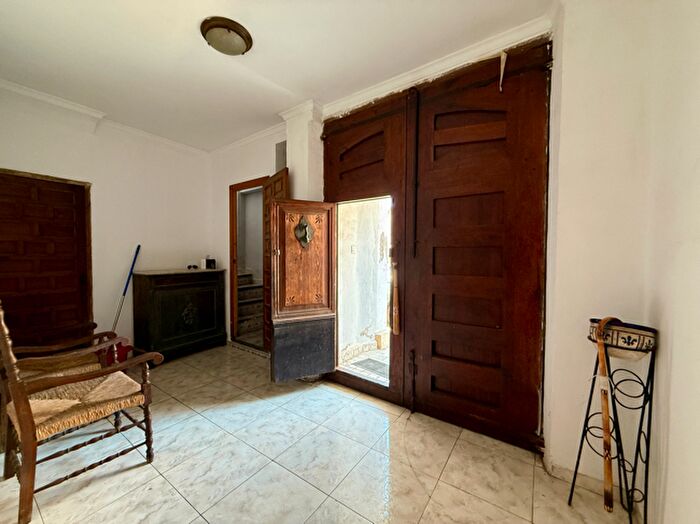 Casa en venta en Oliva pueblo, Oliva de 4 habitaciones