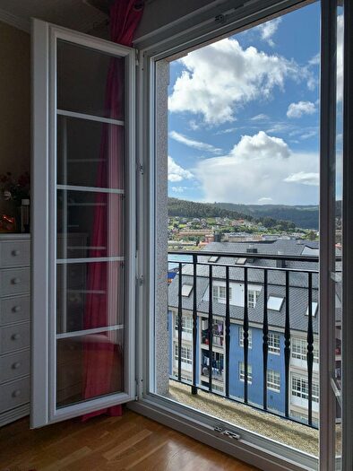 Piso en venta en Viveiro, Lugo de 2 habitaciones