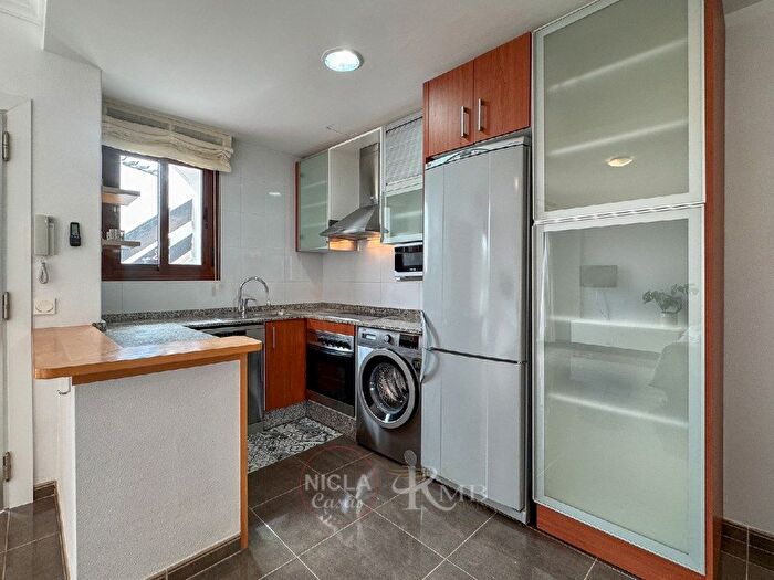 Casas en venta y pisos alquiler - 2