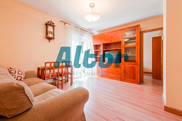 Piso en venta en San Blas, Canillejas de 2 habitaciones