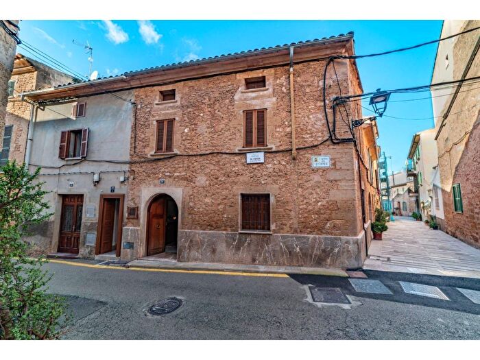 Casas en venta y pisos alquiler - 1