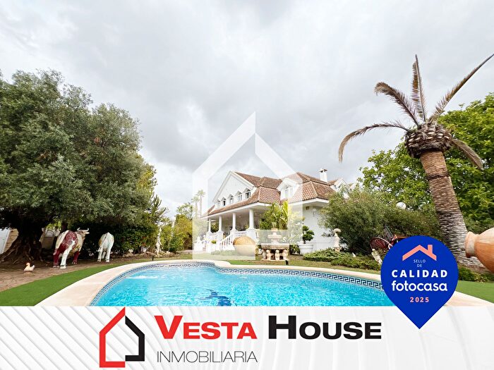 Casa en venta en Sol y Luz, San Vicente del Raspeig Sant Vicent del Raspeig de 6 habitaciones