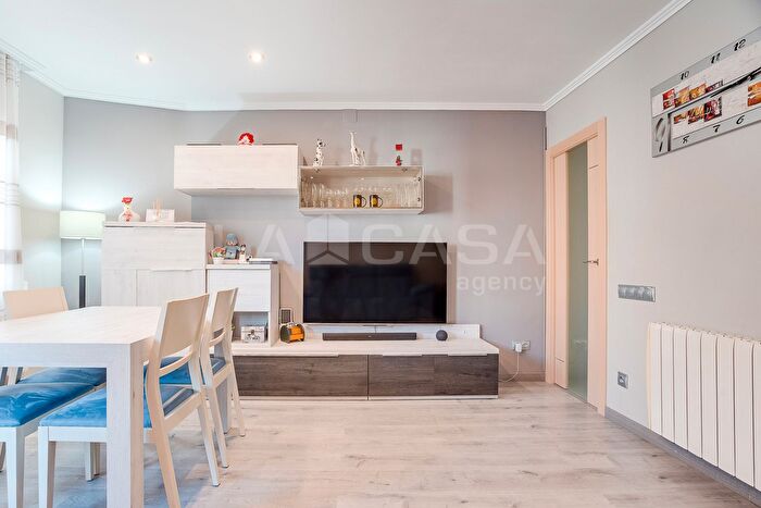 Casas en venta y pisos alquiler - 2