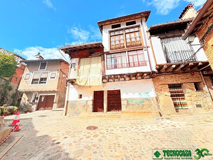 Casa en venta en Guisando, Ávila de 4 habitaciones